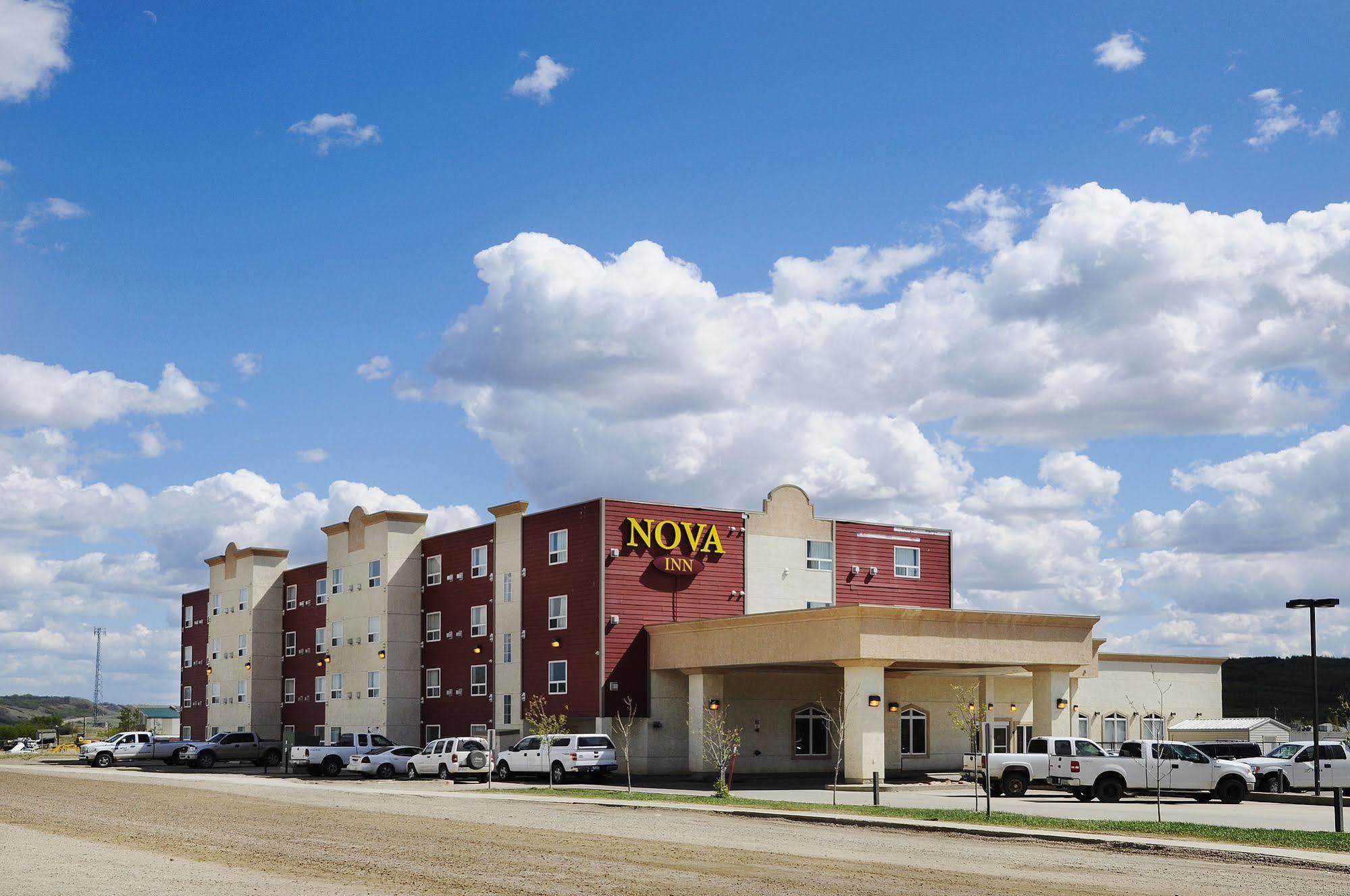 Nova Inn Peace River Extérieur photo